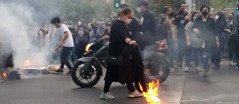 اعتراضات زنان