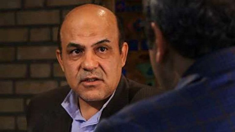 علیرضا اکبری