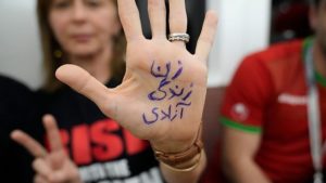زن زندگی آزادی