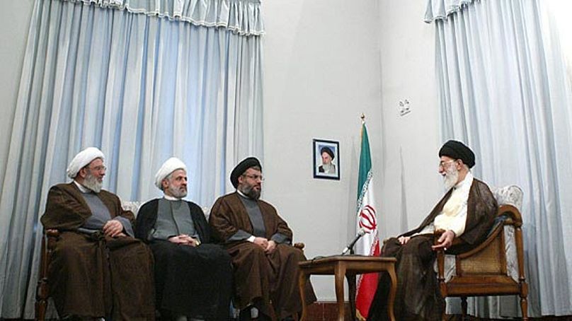 دیدار خامنهای با حسن نصرالله در مقامات حزب الله
